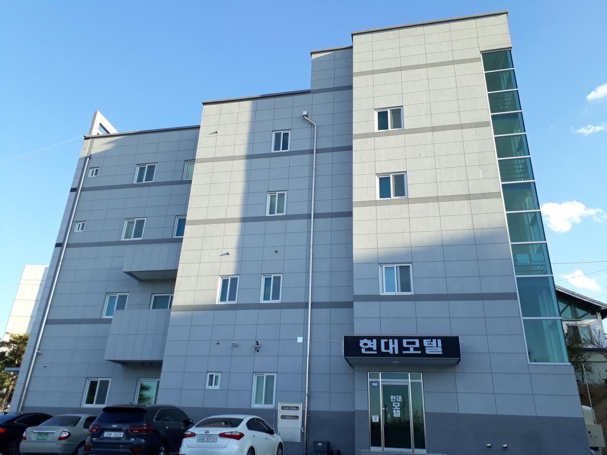 Hyundai Motel Gangneung Esterno foto